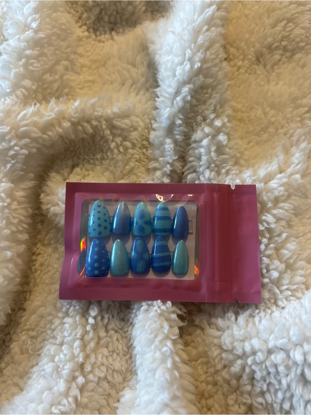 Blue Press-On Nails Set - Women's Bath & Body